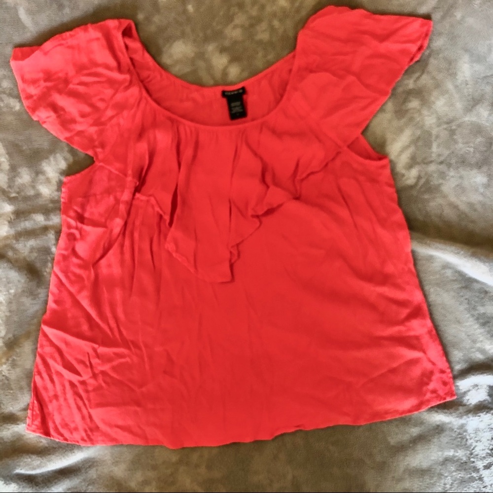 Torrid 1X Ruffle Front Top - Picture 2 of 9